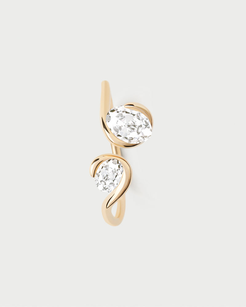 Diamonds and gold Lea ring - 
  
    18K Gold
  
