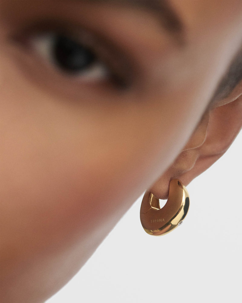 Wave hoops - 
  
    Sterling Silver / 18K Gold plating
  
