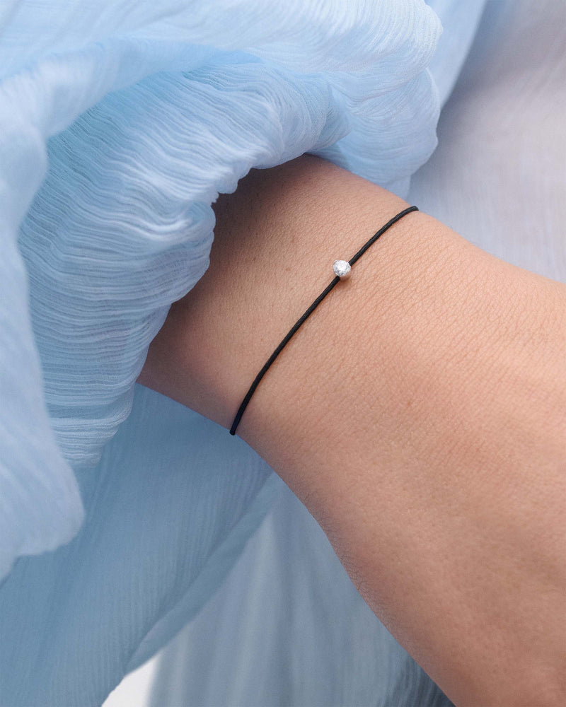 Grace diamond cord bracelet - 
  
    18K White gold / Rhodium silver plating
  
