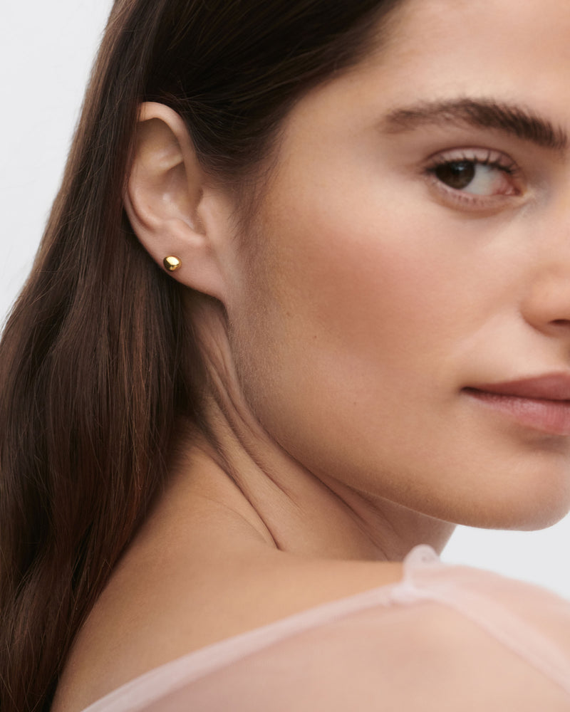 Gravity ear piercing - 
  
    Sterling Silver / 18K Gold plating
  
