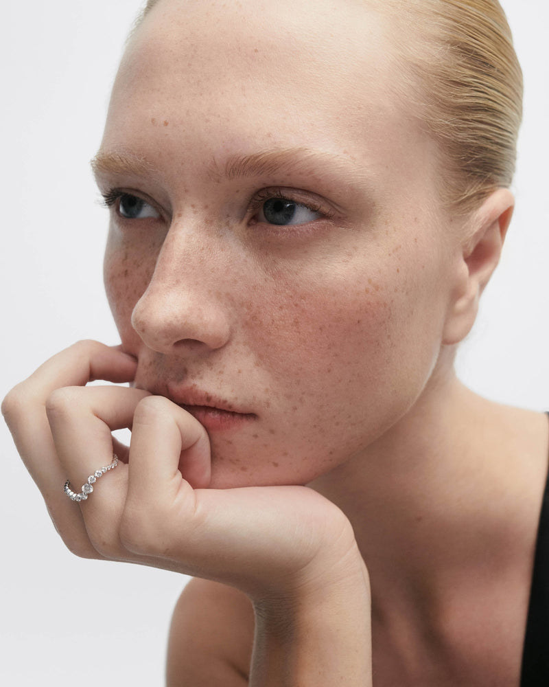 Diamonds and white gold Venus ring - 
  
    18K White gold / Rhodium silver plating
  
