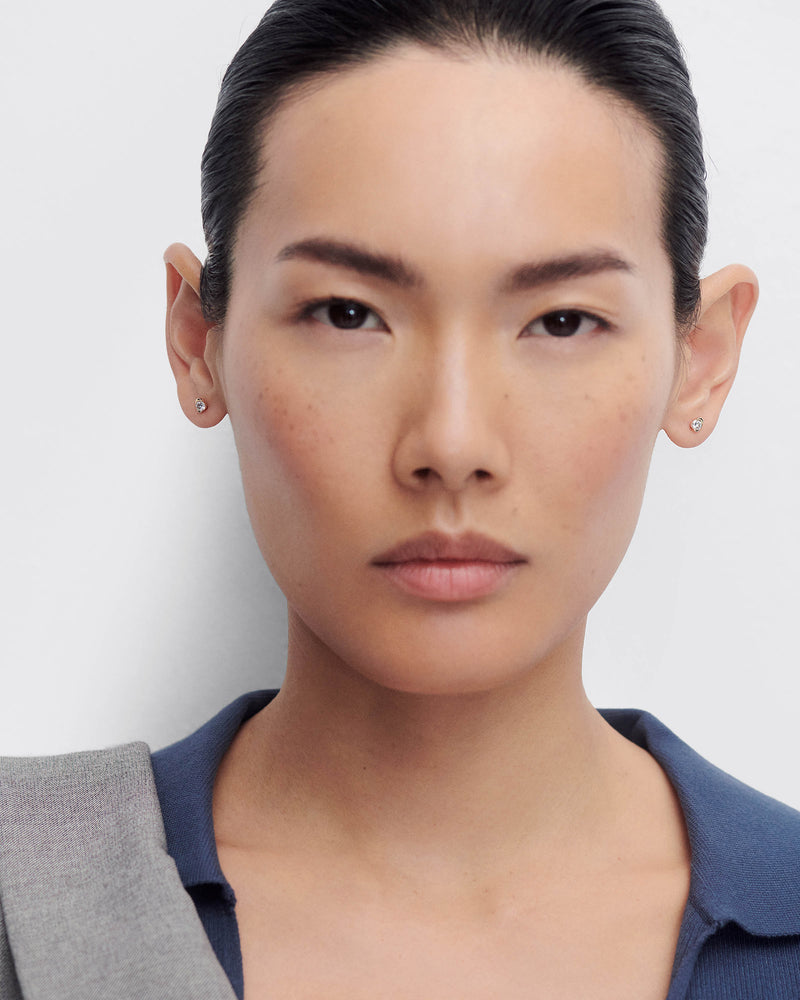 Diamonds and gold Delia stud earrings - 
  
    18K Gold
  
