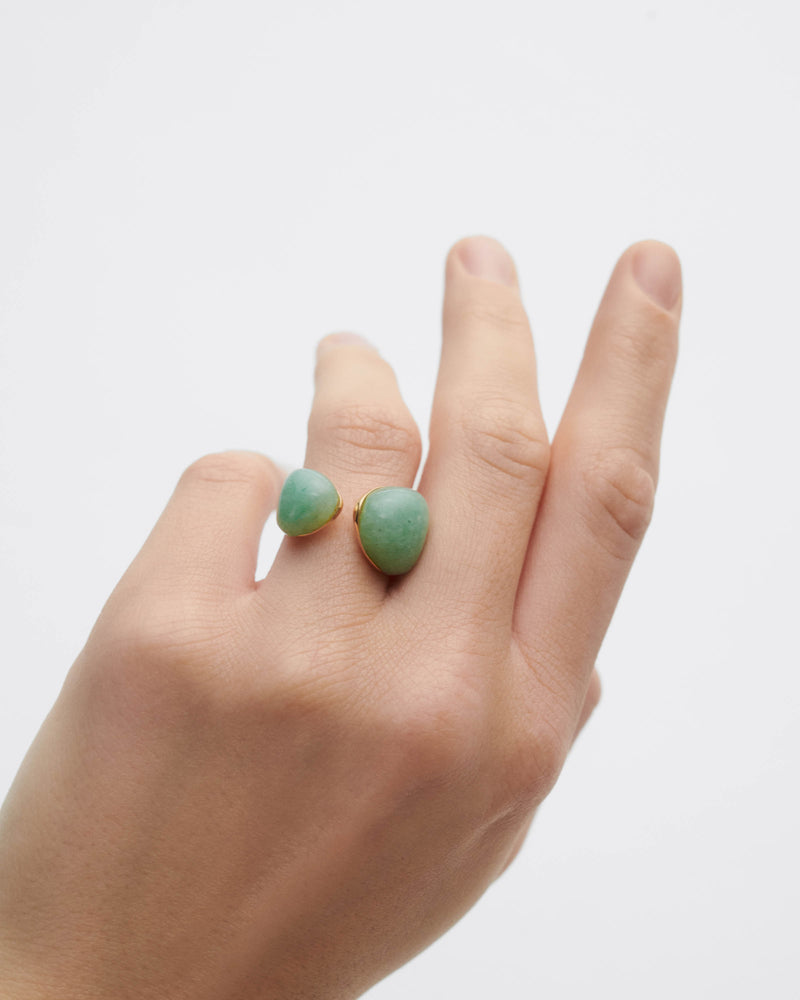 Green aventurine Gravity ring - 
  
    Sterling Silver / 18K Gold plating
  
