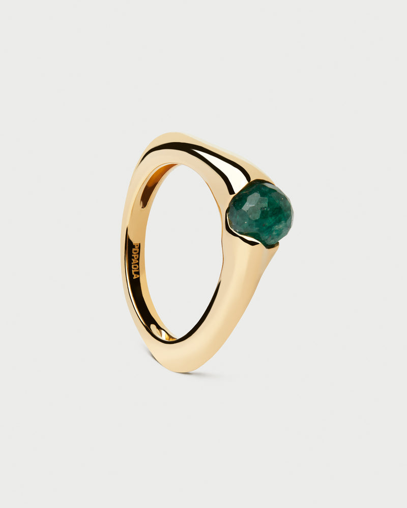 Gold-plated organic shape stacking ring featuring a round cut green aventurine gemstone