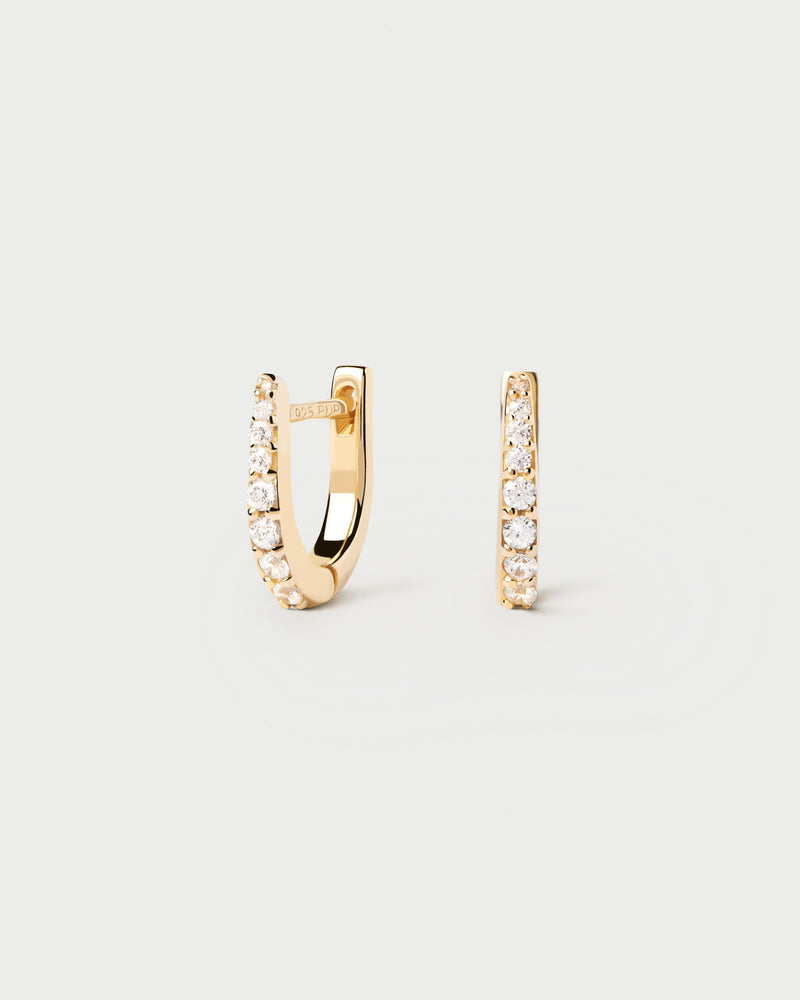 Pointy hoops in gold-plated silver with white zirconia